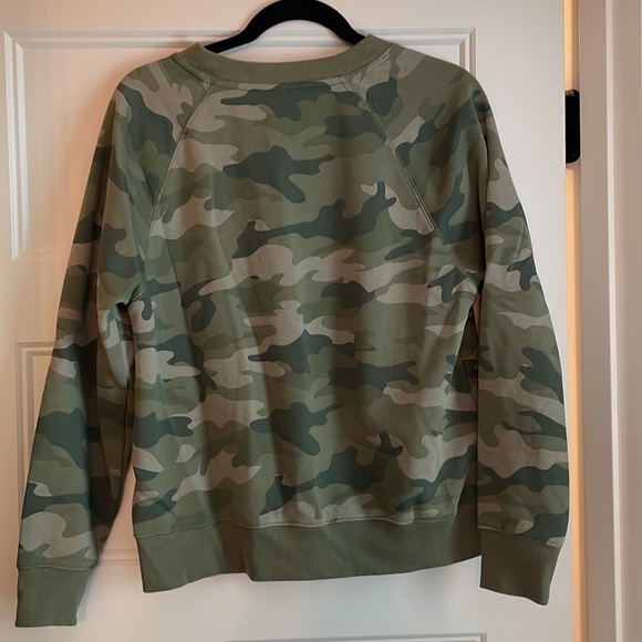 Green camo sweatshirt - Picture 3 of 6